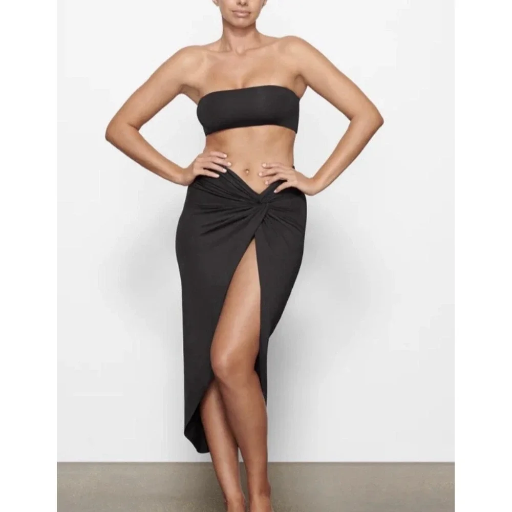 SKIMS Swim Sarong Skirt Onyx Black Cover Up Beach Resortcore Vacation Pool XL